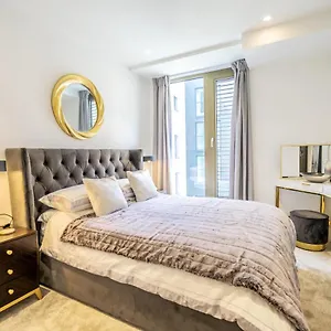 Waterfront @ Ryedale House Apartment York