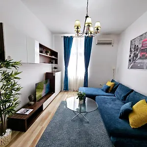 Downtown, Close To Old Town, Family Friendly - Ivo10 Apartment Bucharest